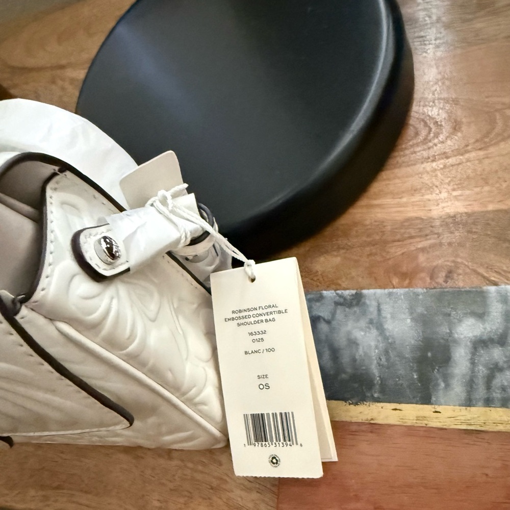 Tory Burch Robinson Embossed Flap Wallet and Bag - Picture 5 of 6